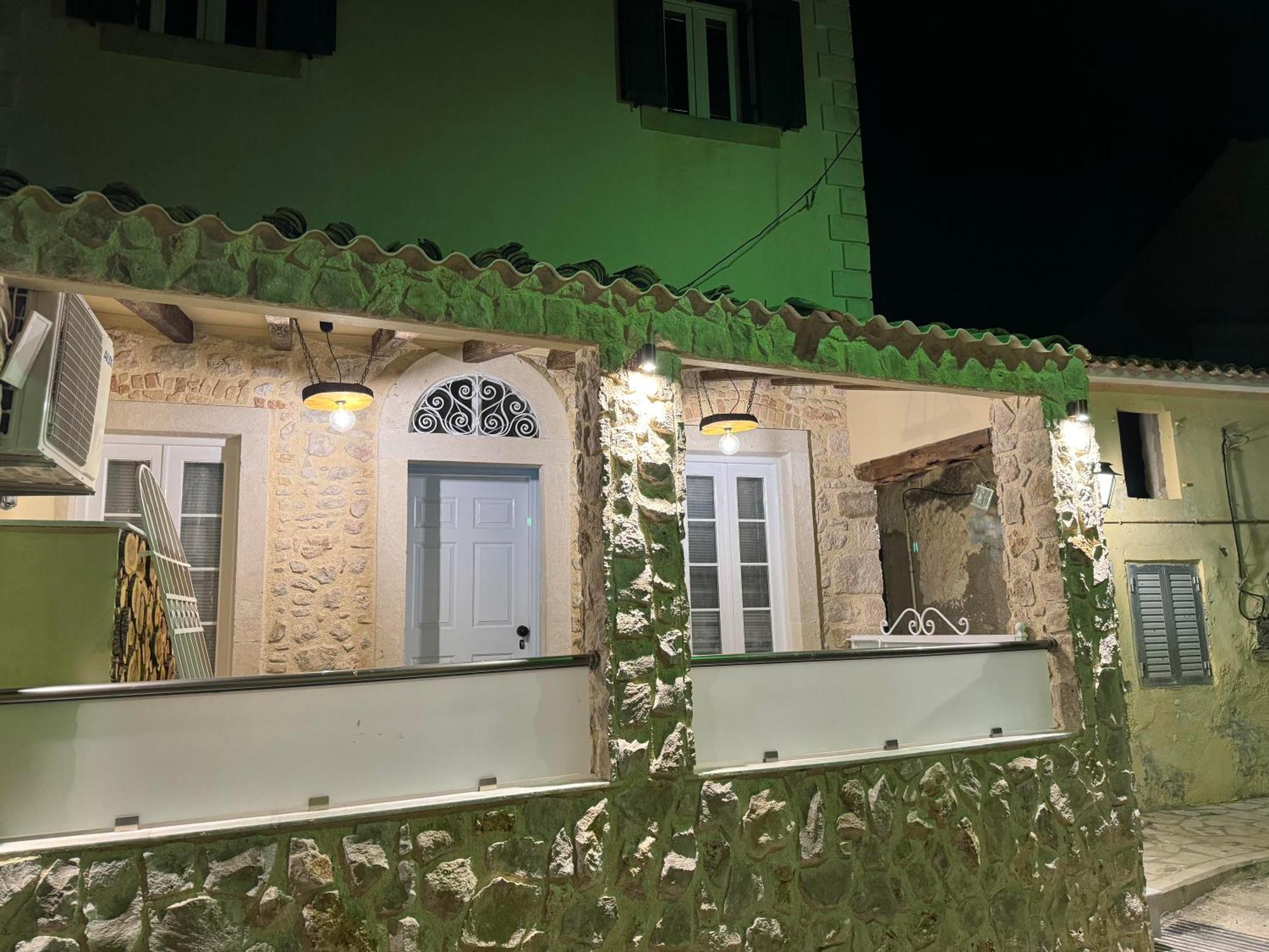 Golden Fox Village Studio Lákones Zewnętrze zdjęcie
