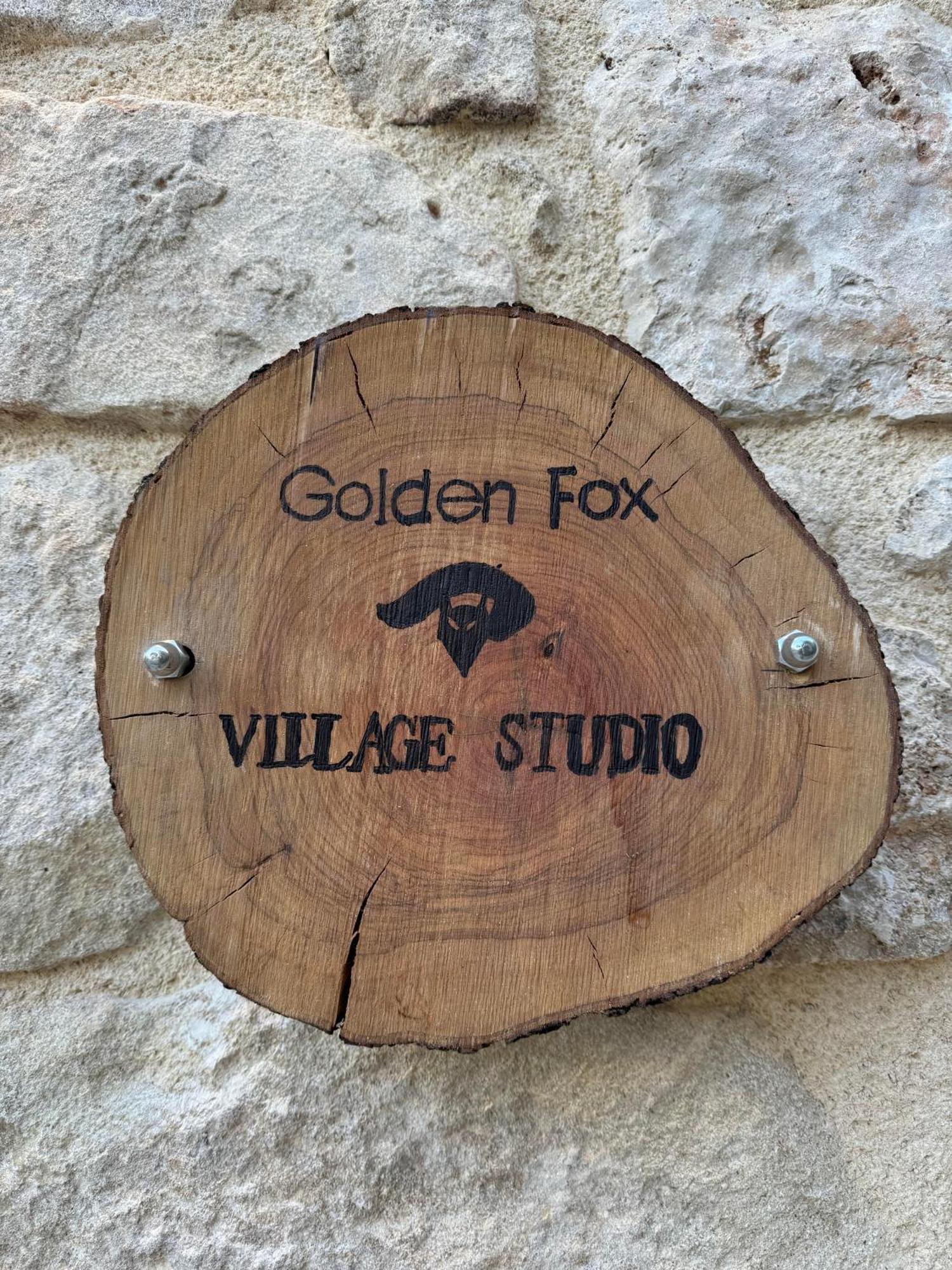 Golden Fox Village Studio Lákones Zewnętrze zdjęcie